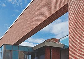 VORGESPANNTE ZIEGELBALKEN