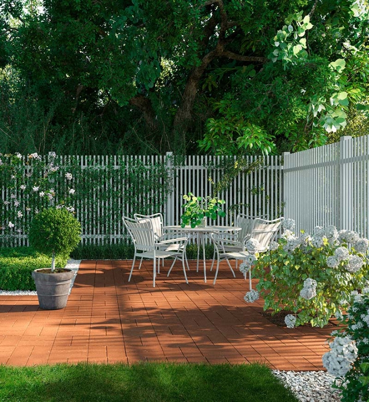 Außenflächen
aus Ziegel.